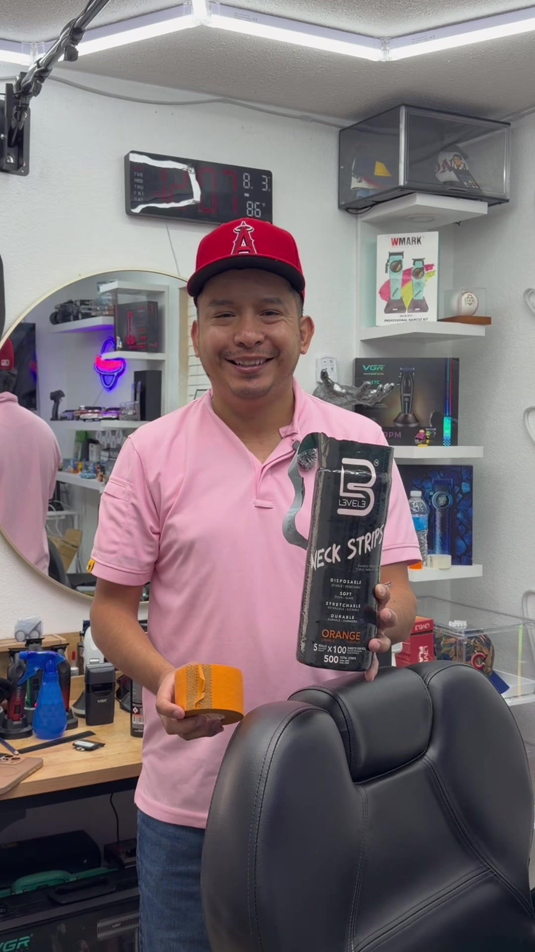 @Jisai Barber