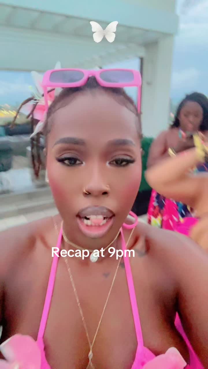 @1stladyzoe🎯👾&clubs;️