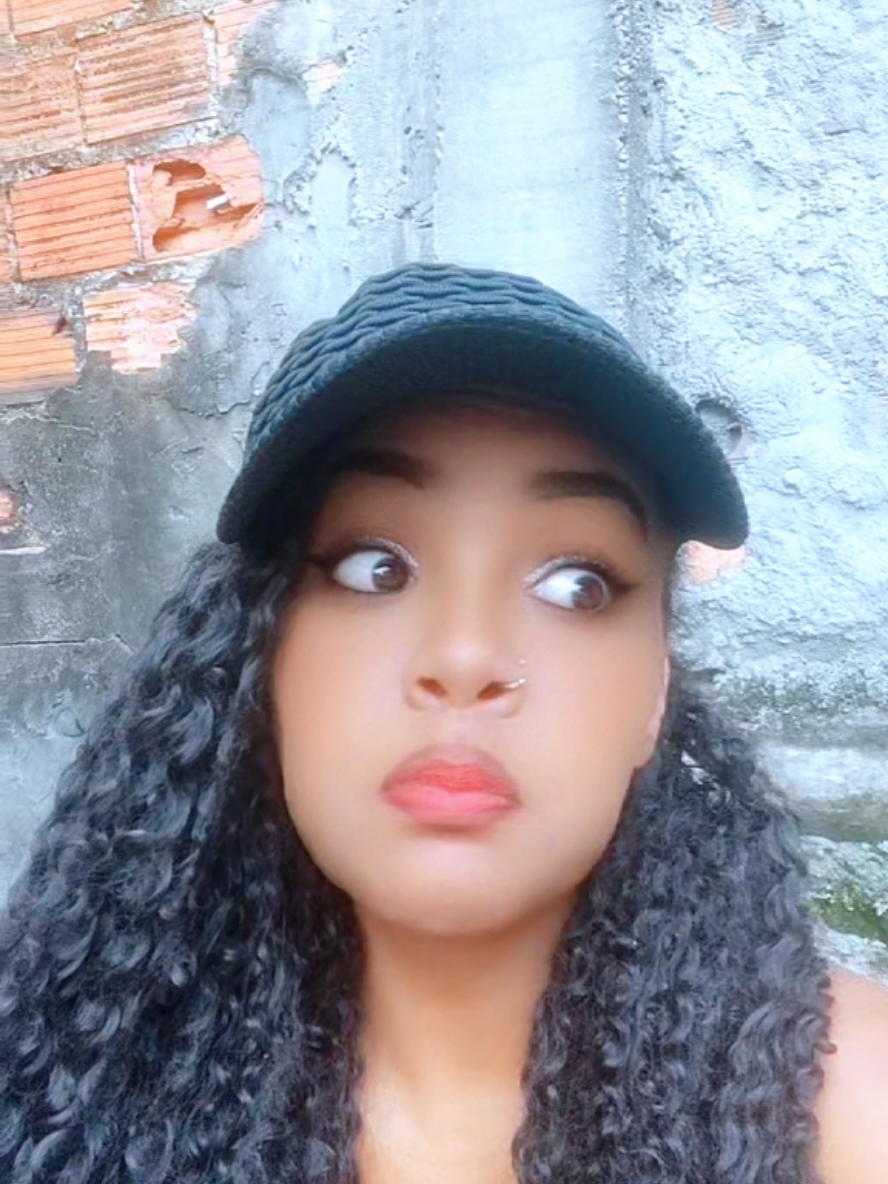 @Lucy a guria do short sexy