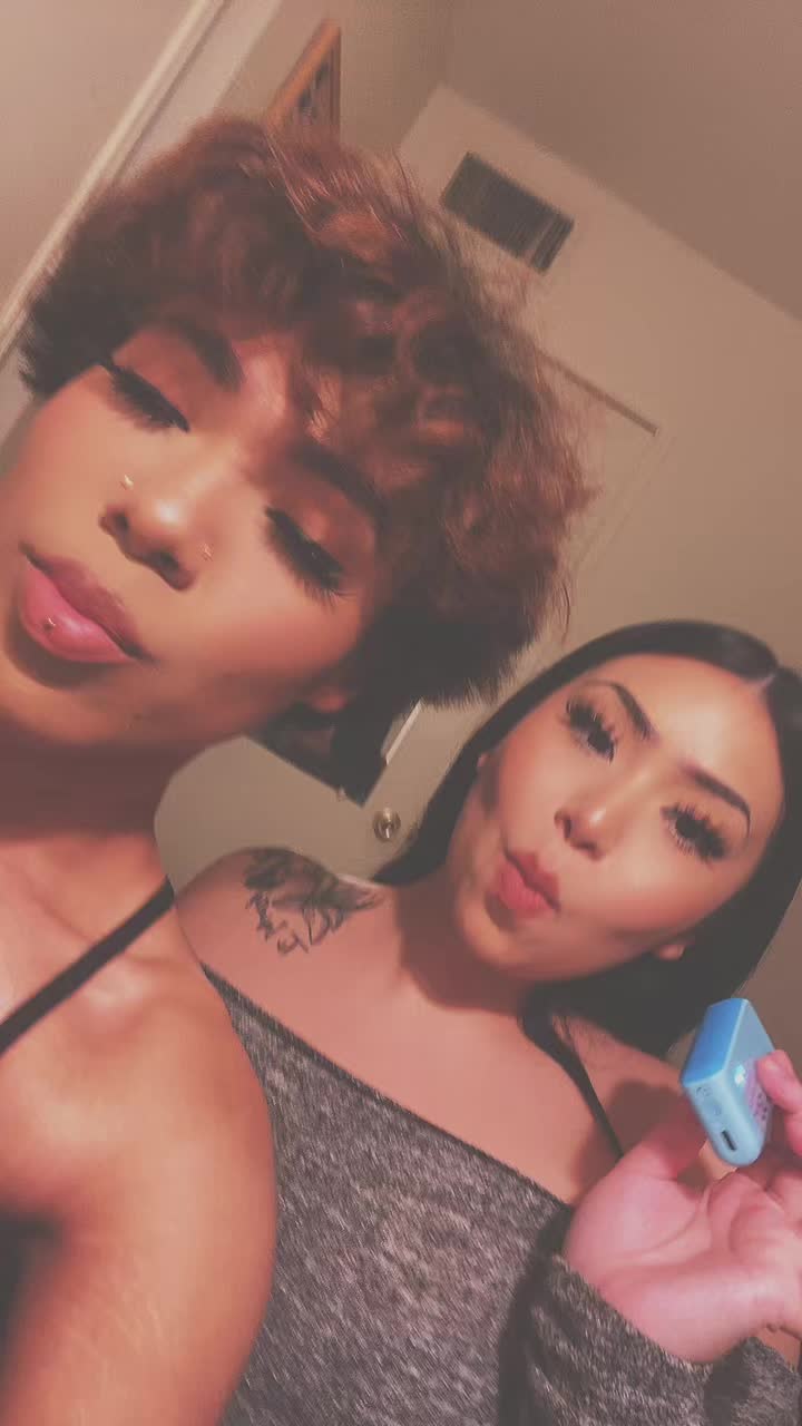 @queenbee💝