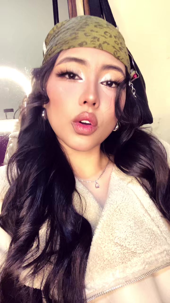 @Ashley Bravo🍒