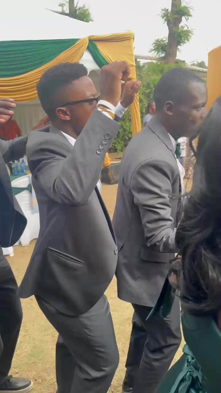 @THE ULTIMATE DANCE CREW KENYA♤
