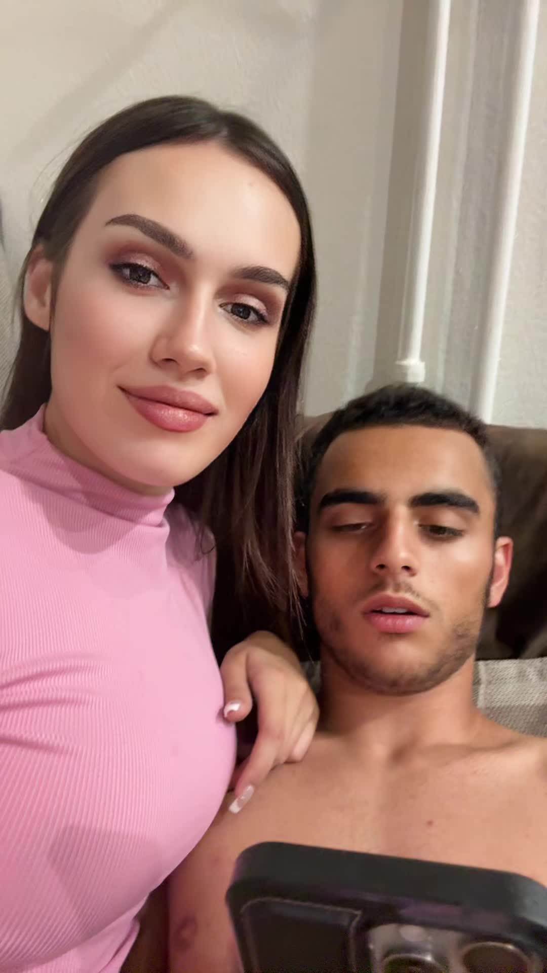 @Аняфайвэйт