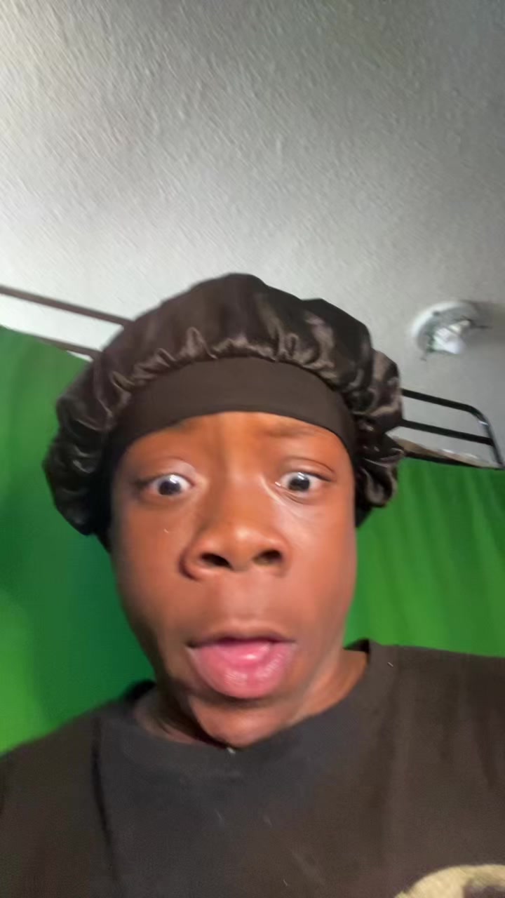@☮️
