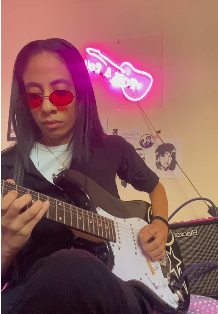 @★HAYDI🎸✩