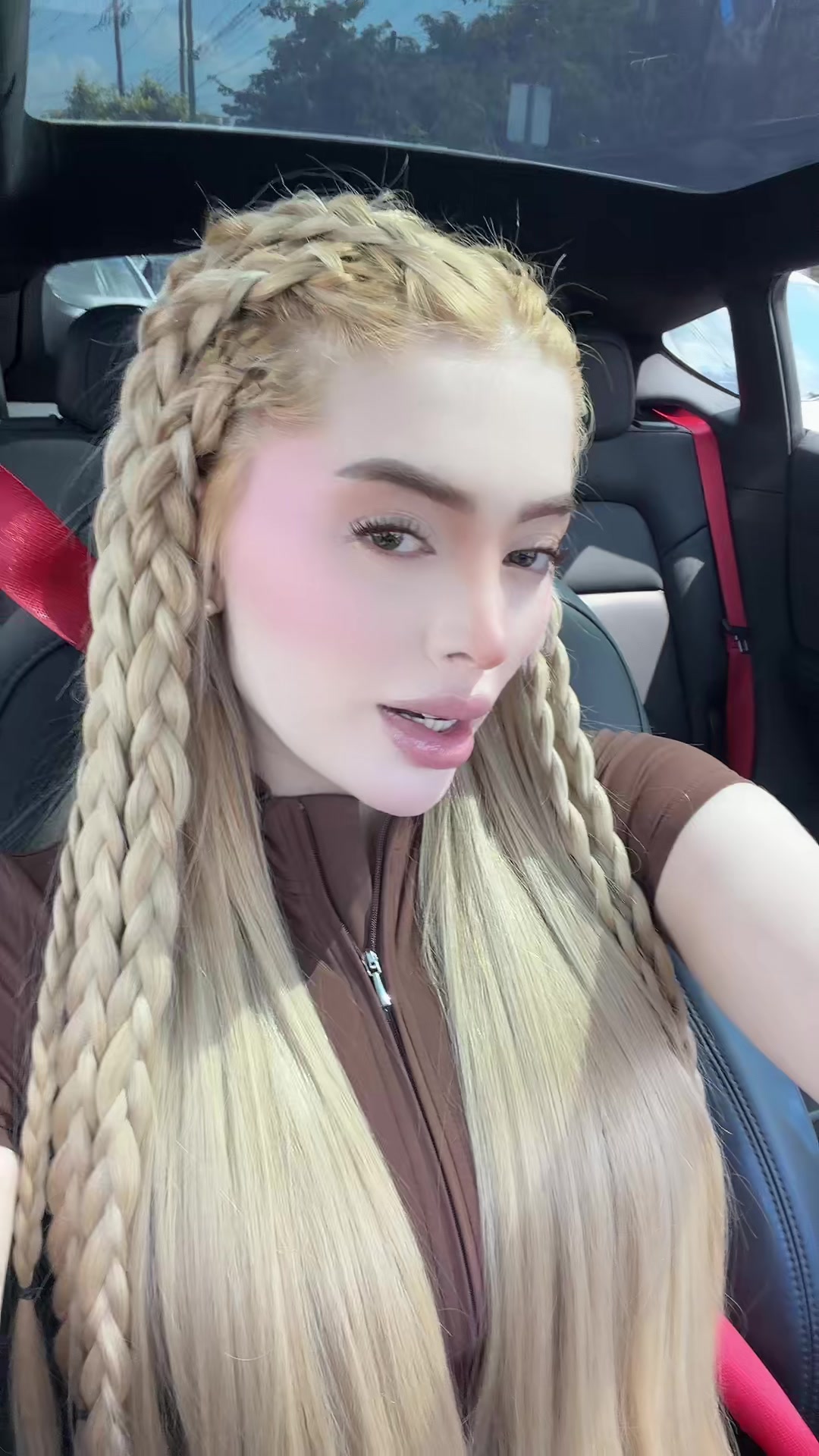 @Perla Burgos