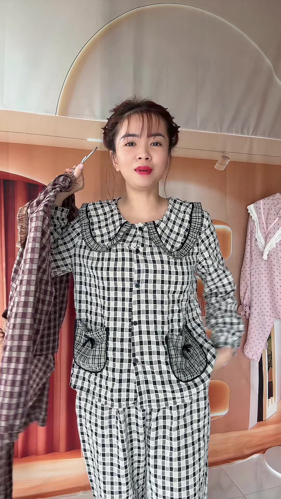 @Em Cẩm Nè