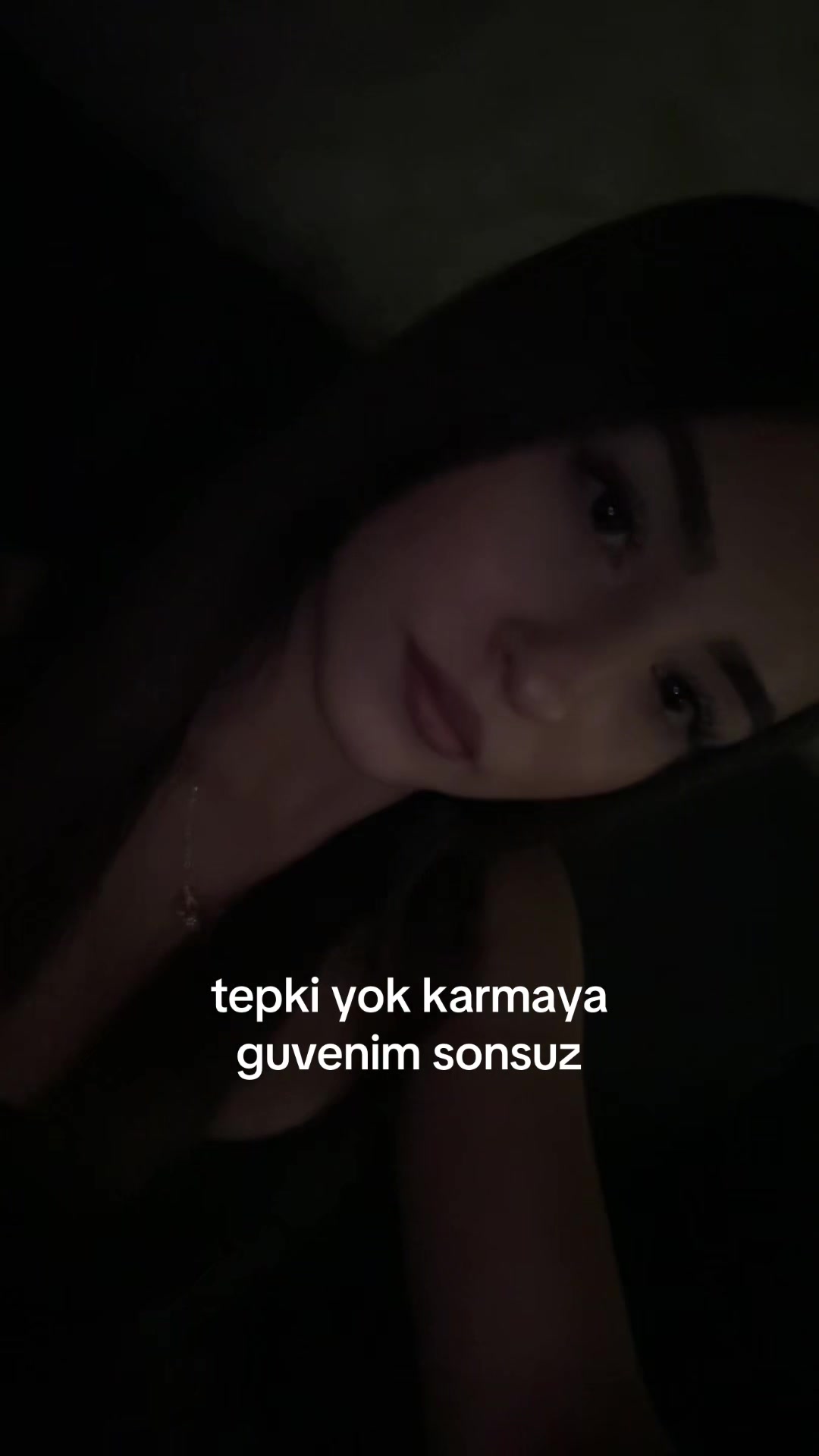 @𝐝𝐚𝐩𝐡𝐧𝐞