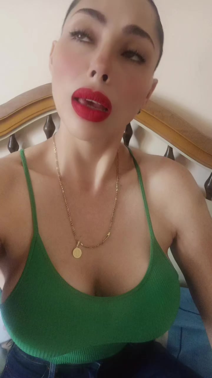 @Esvega