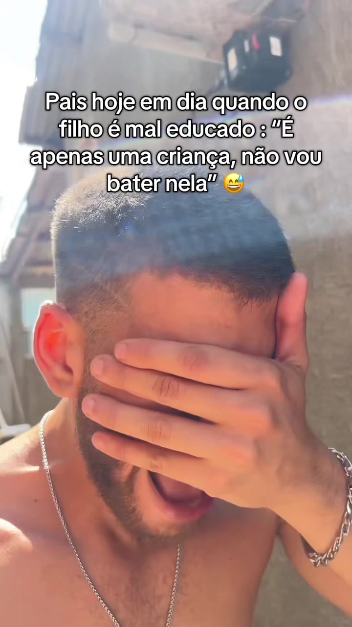 @Vitor Macario