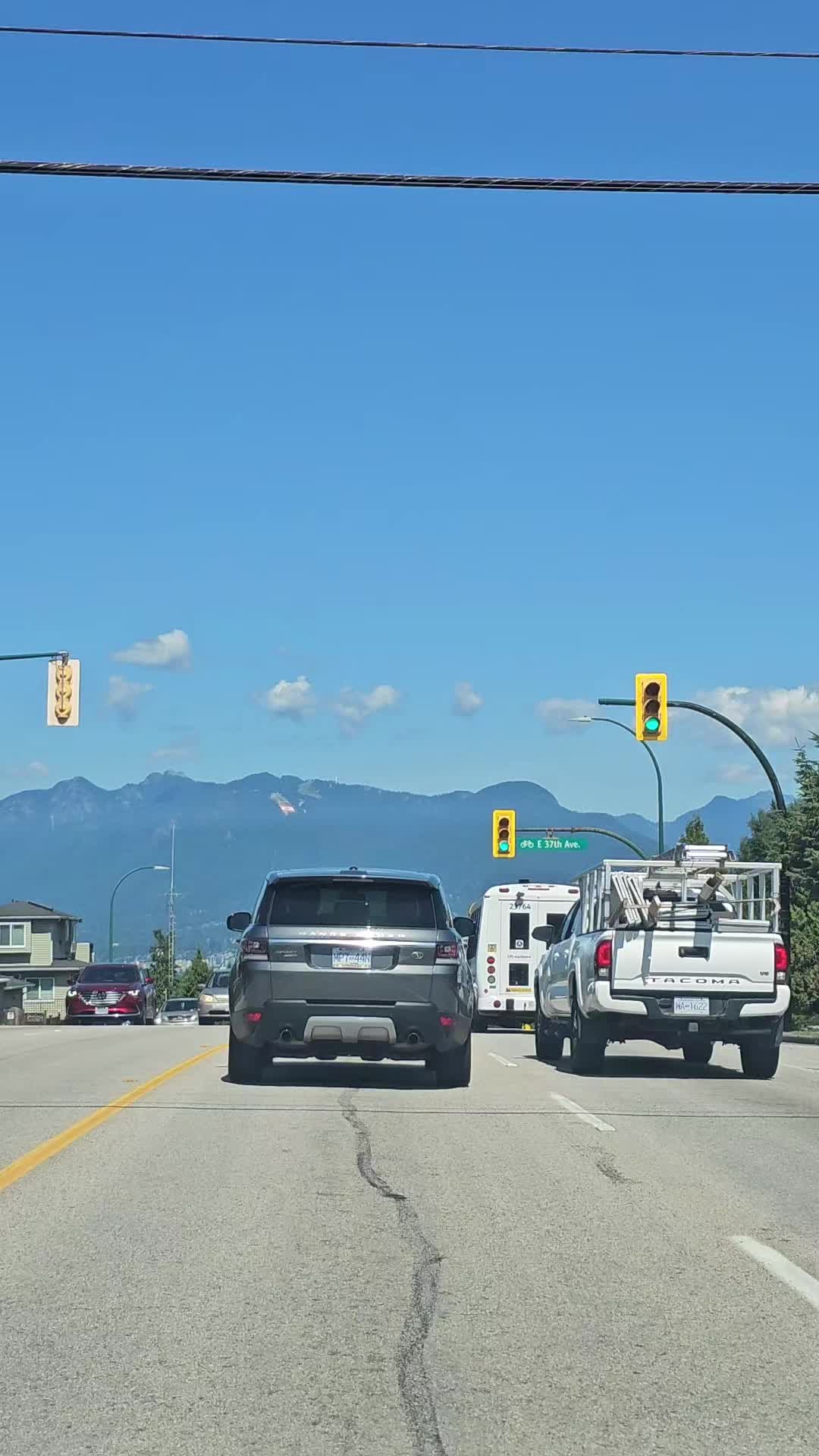 @Vancouver 🇨🇦