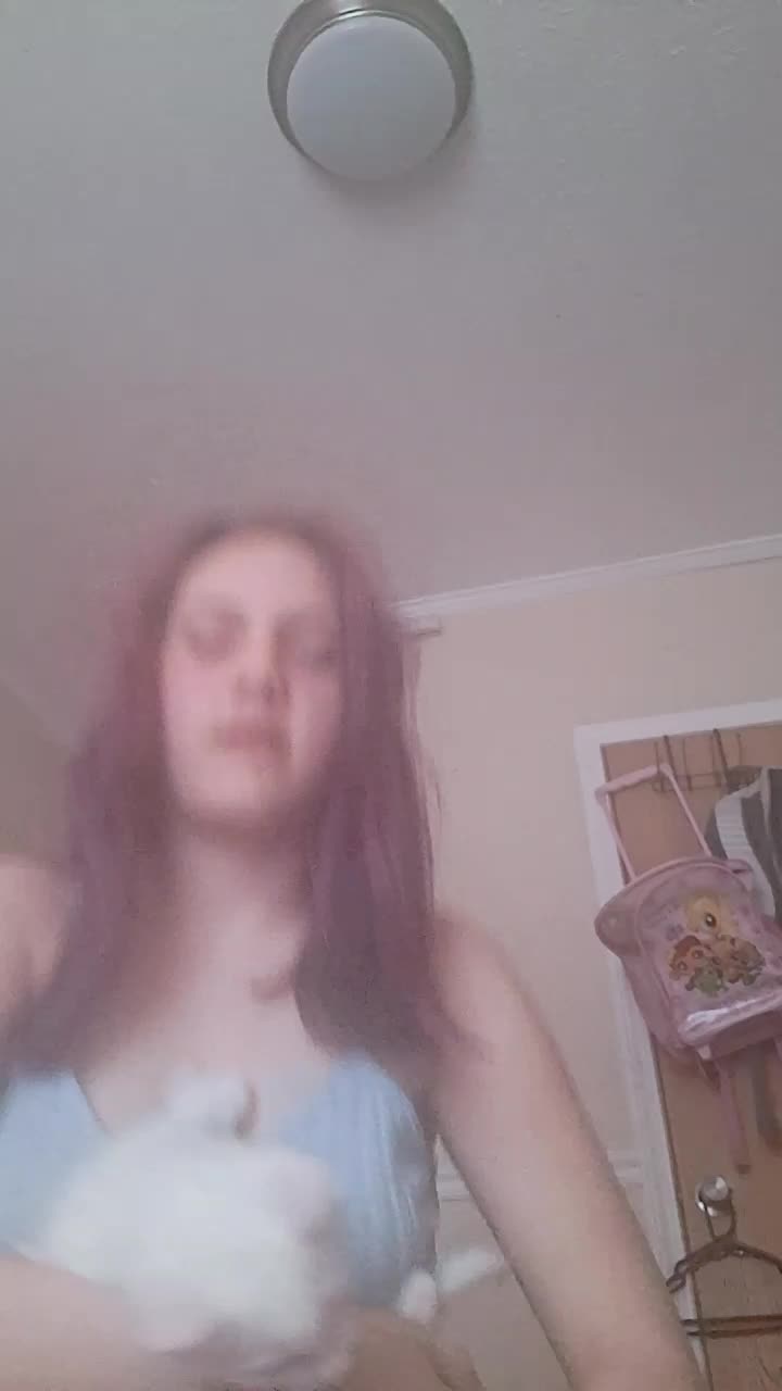 @jasmine gallhar no girlfrined