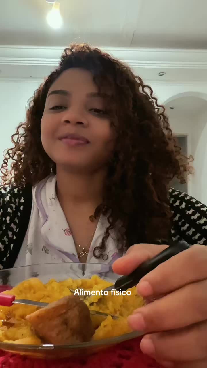 @Sterlianata🦋