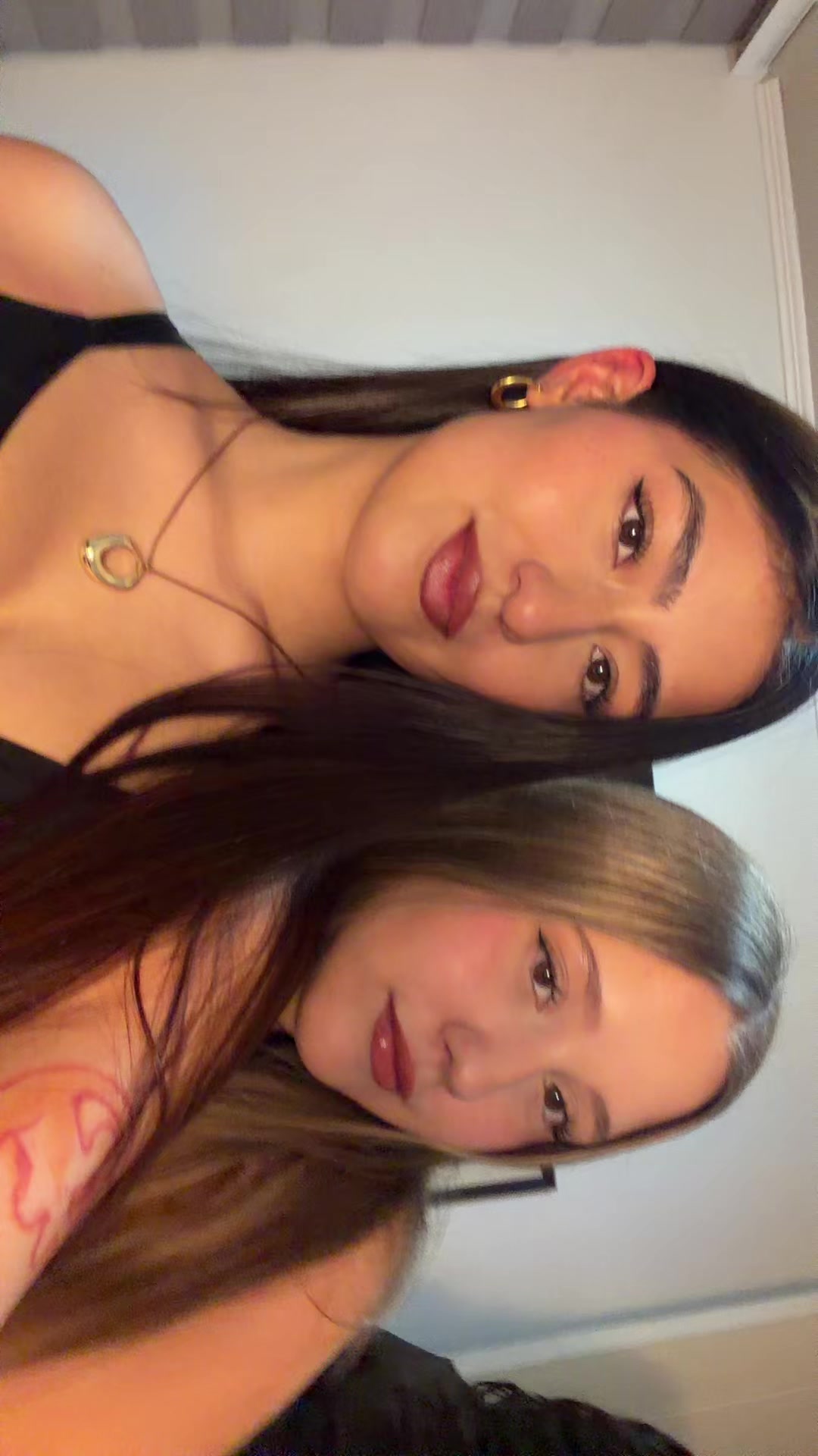 @Isidora