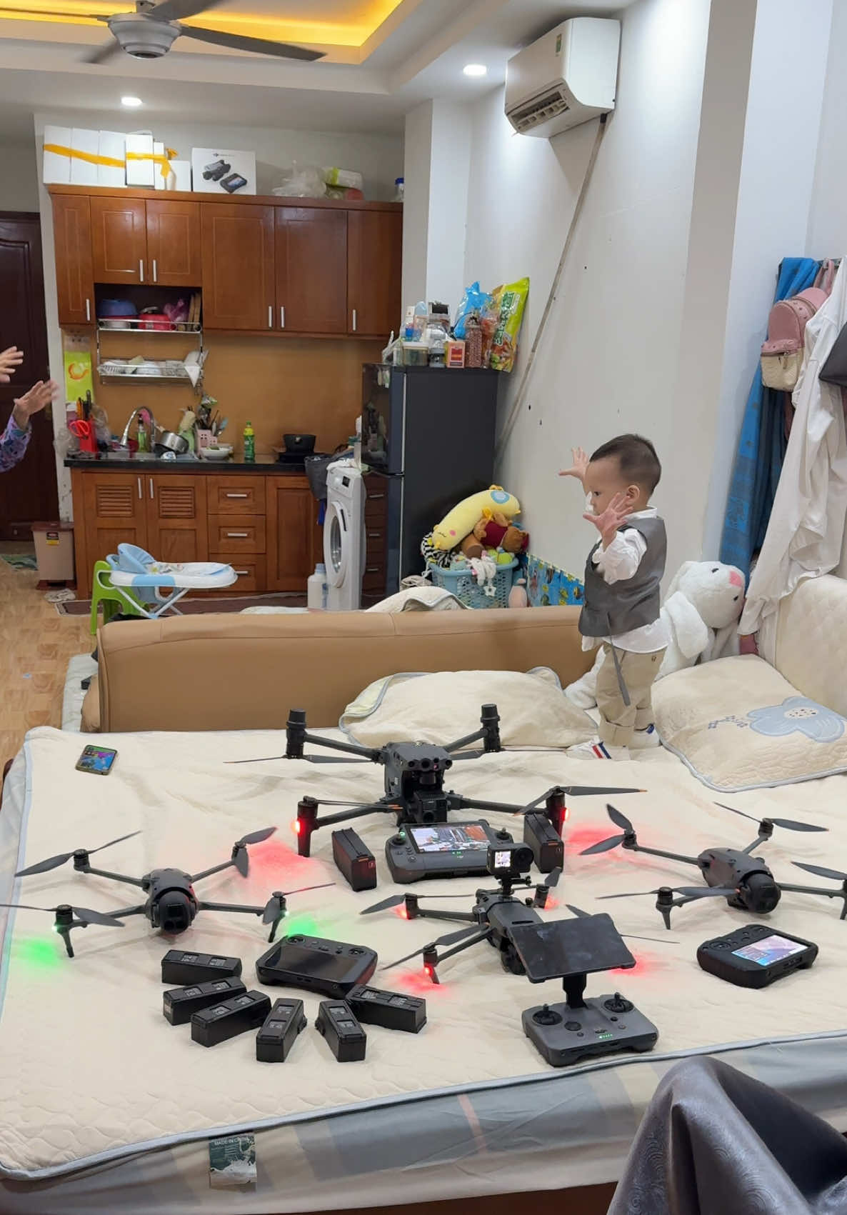 @Th&agrave;nh Đạt Flycam