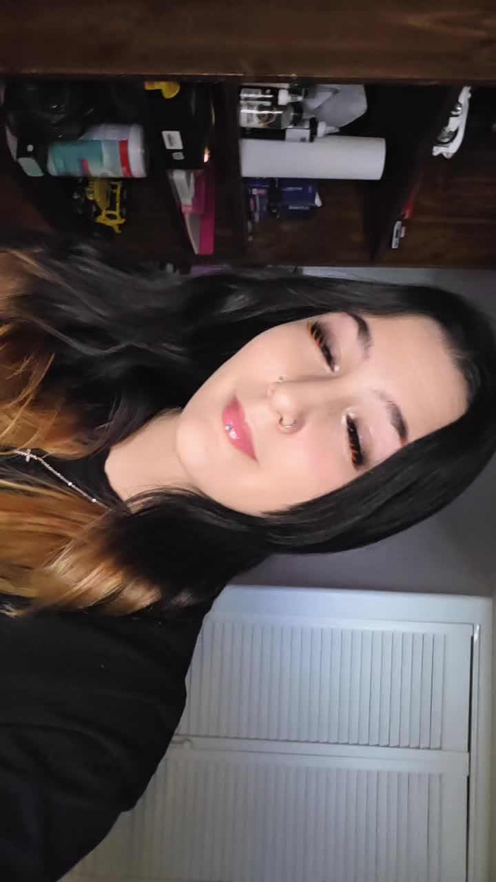 @𝓑𝓪𝔂𝓵𝓮𝓮 𝓐𝓭𝓪𝓶