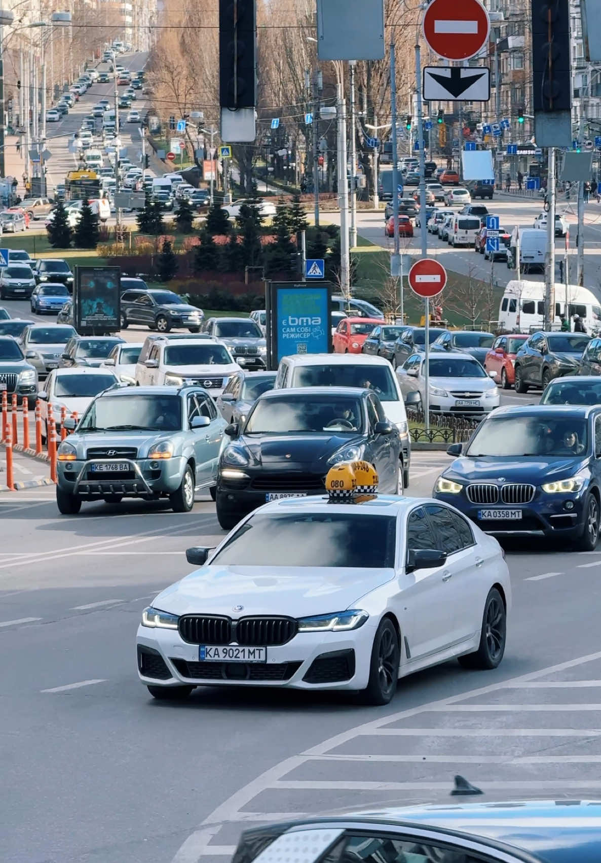 @Elit Taxi Kyiv