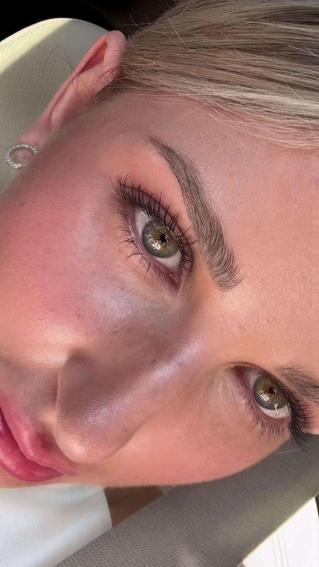 @Даниэла