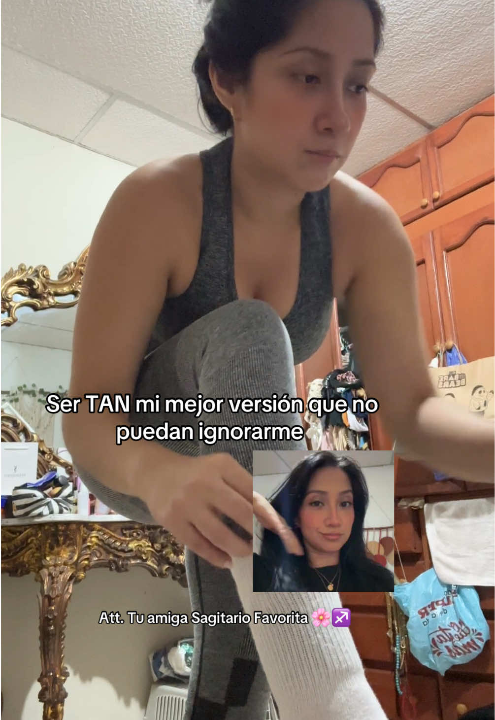 @Sofi 🦦 &bull; T&uacute; amiga Sagitario