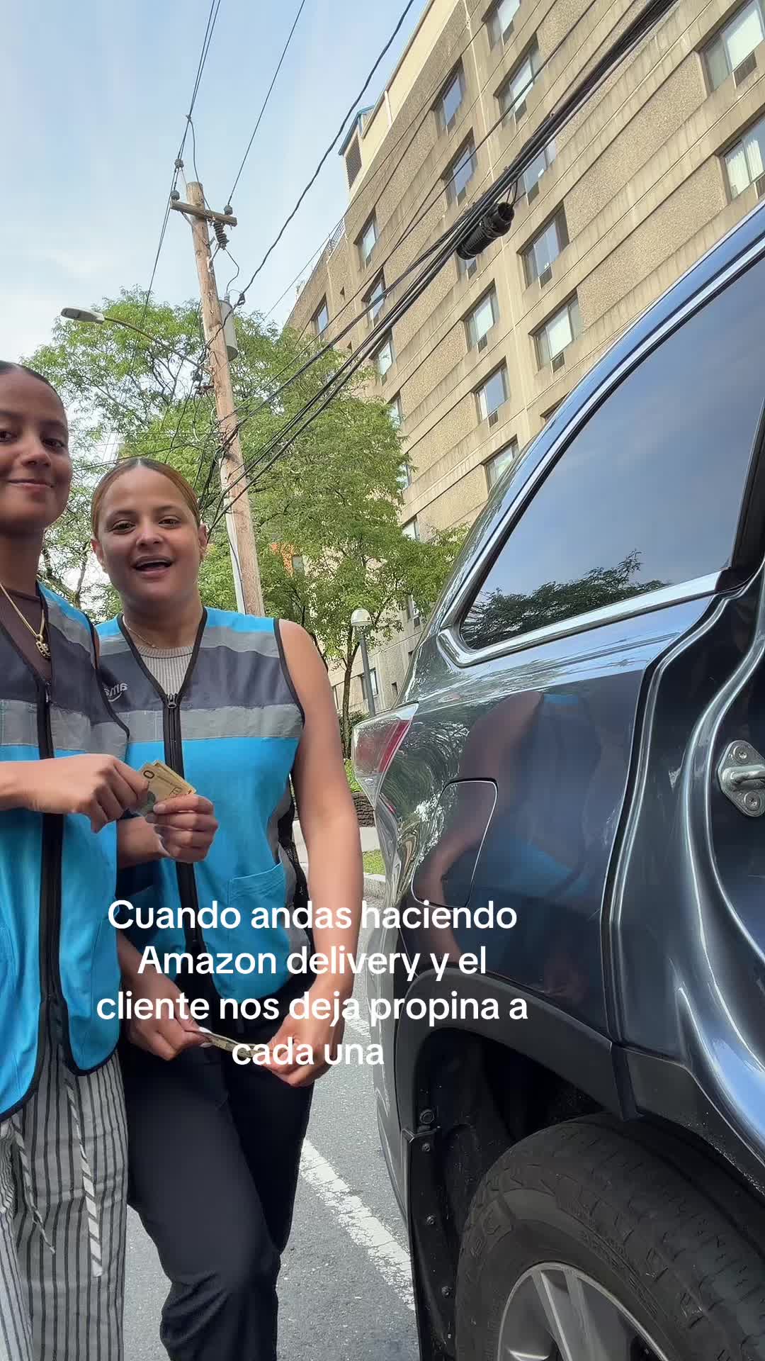 @Santa Jimenez