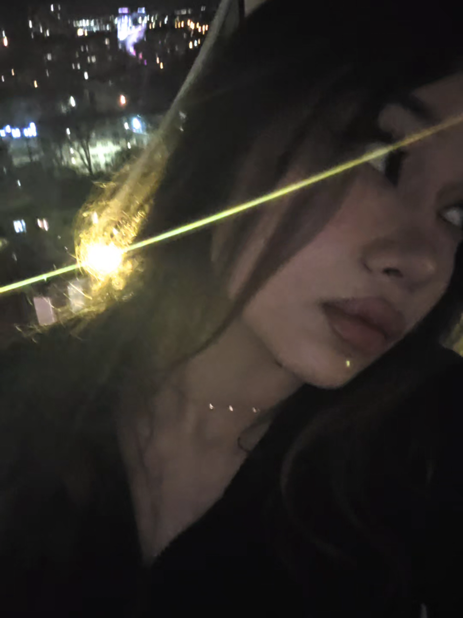 @r3;