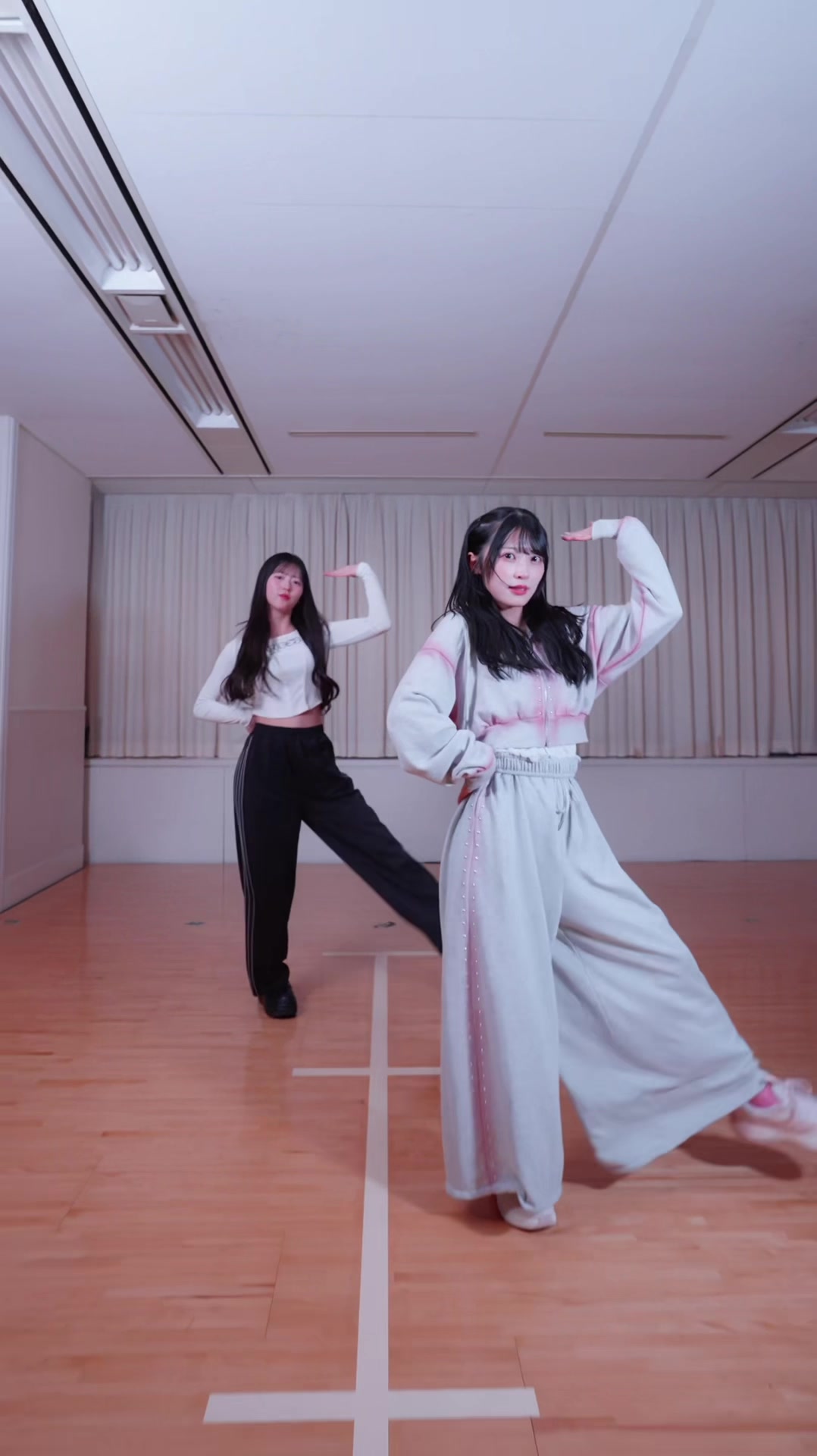 @AKB48
