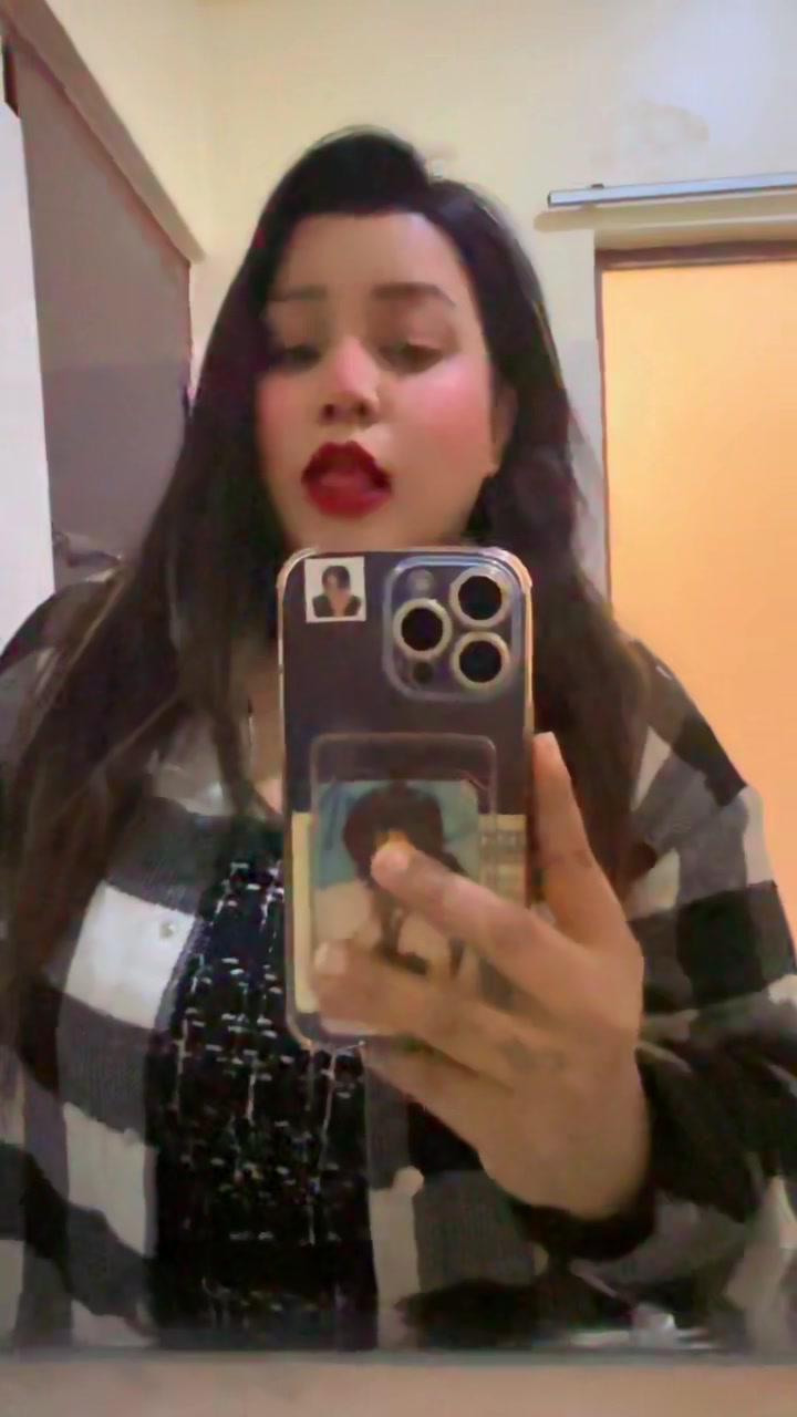 @Anjuuu👑