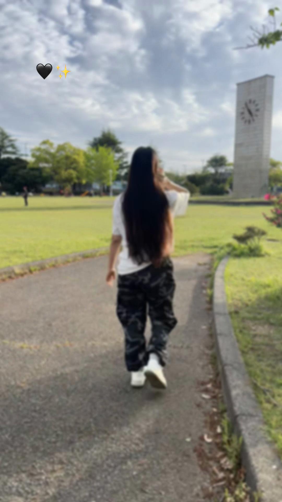 @Samjhu🖤🦋