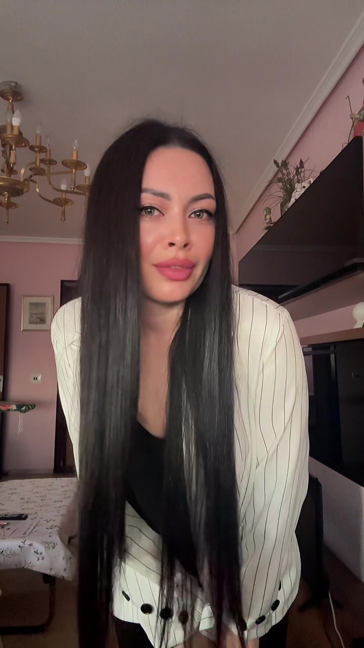 @KRISTINA YEROMENKO