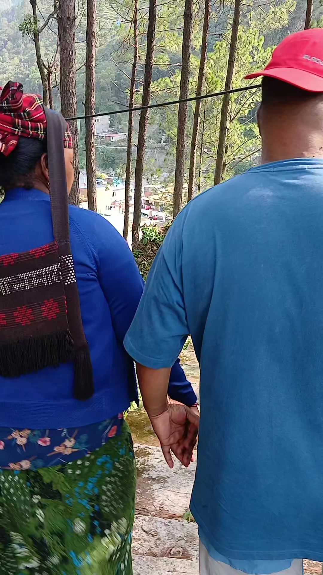 @मिना मगर 💖