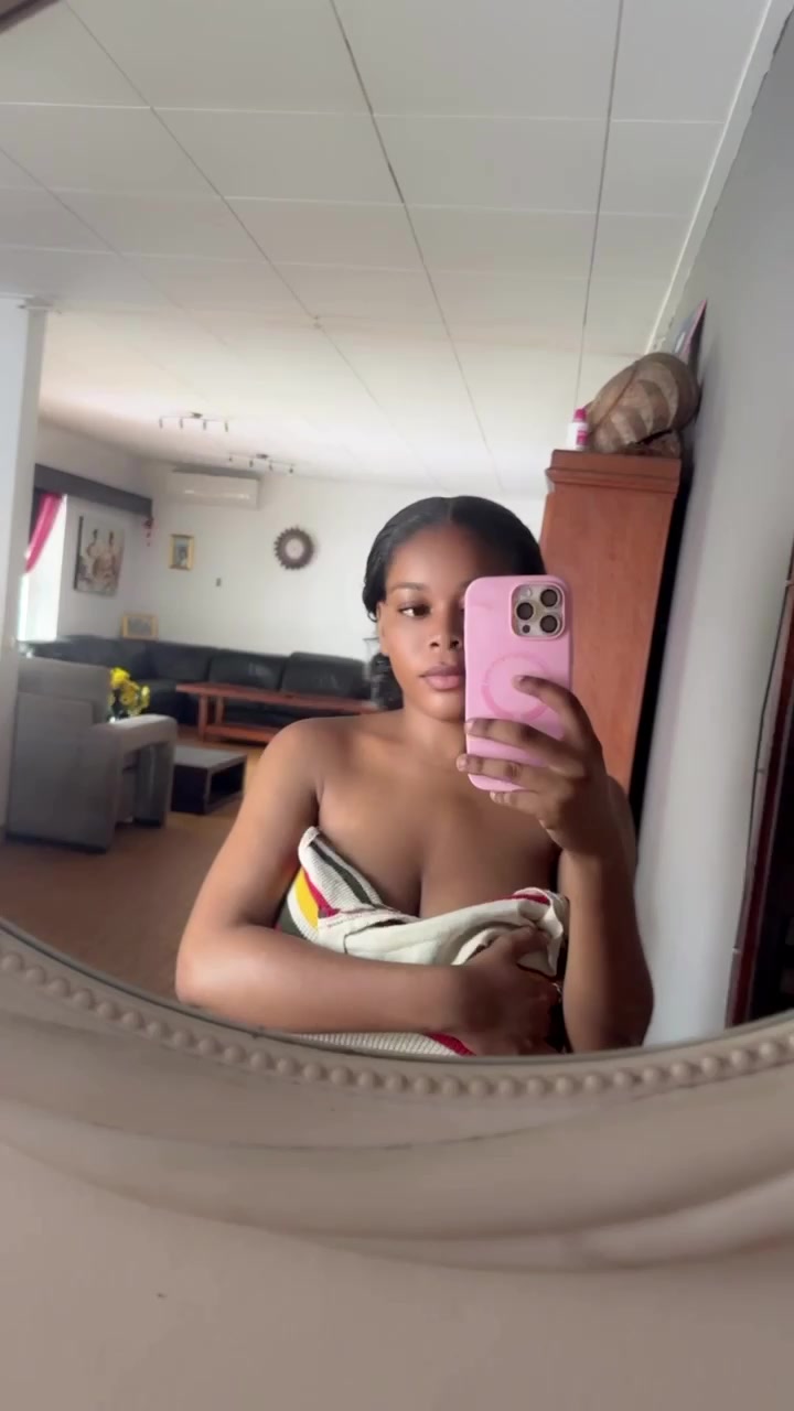 @J E A N N I C E ✨🇬🇦