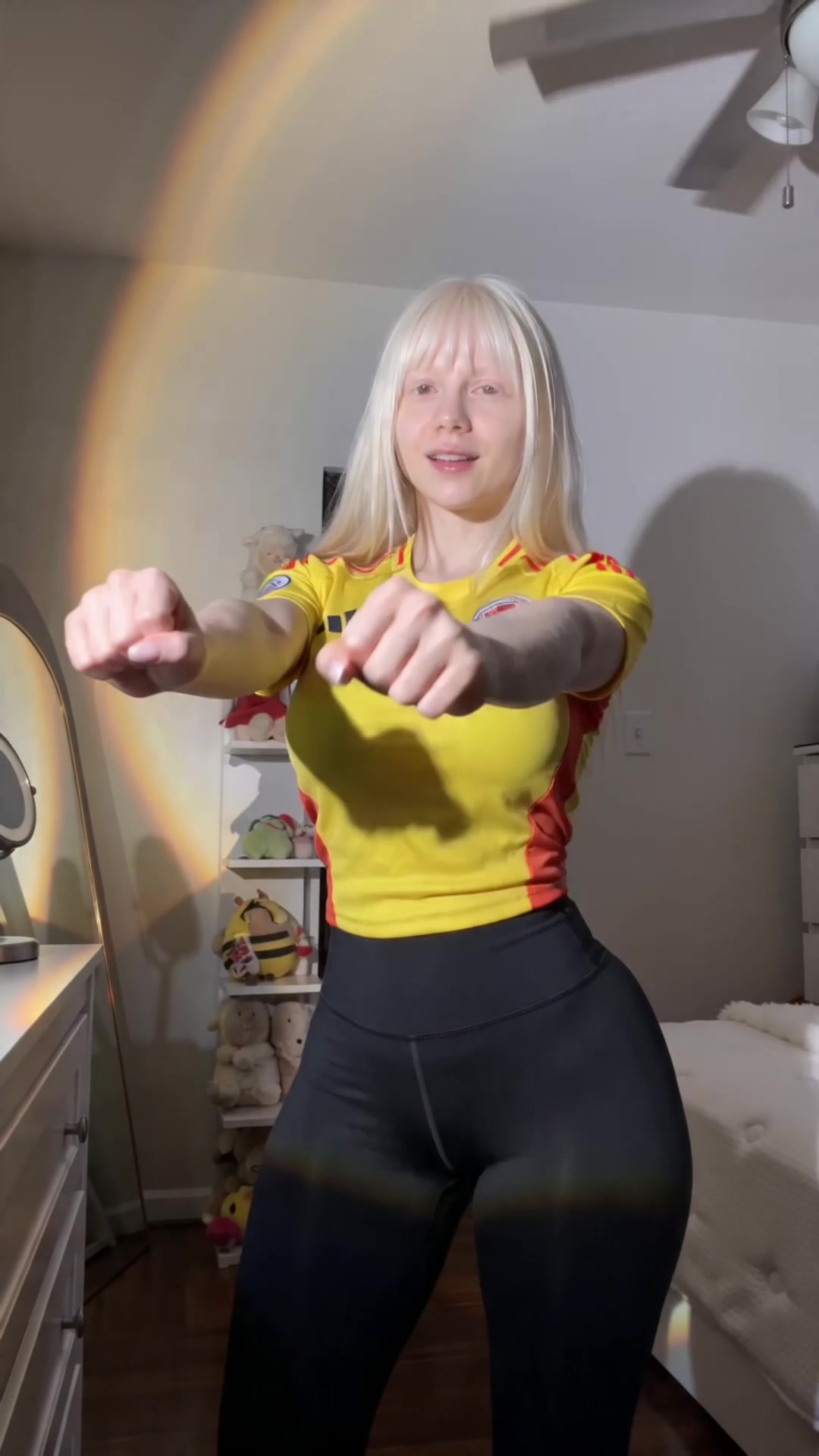 @alinaviktoria