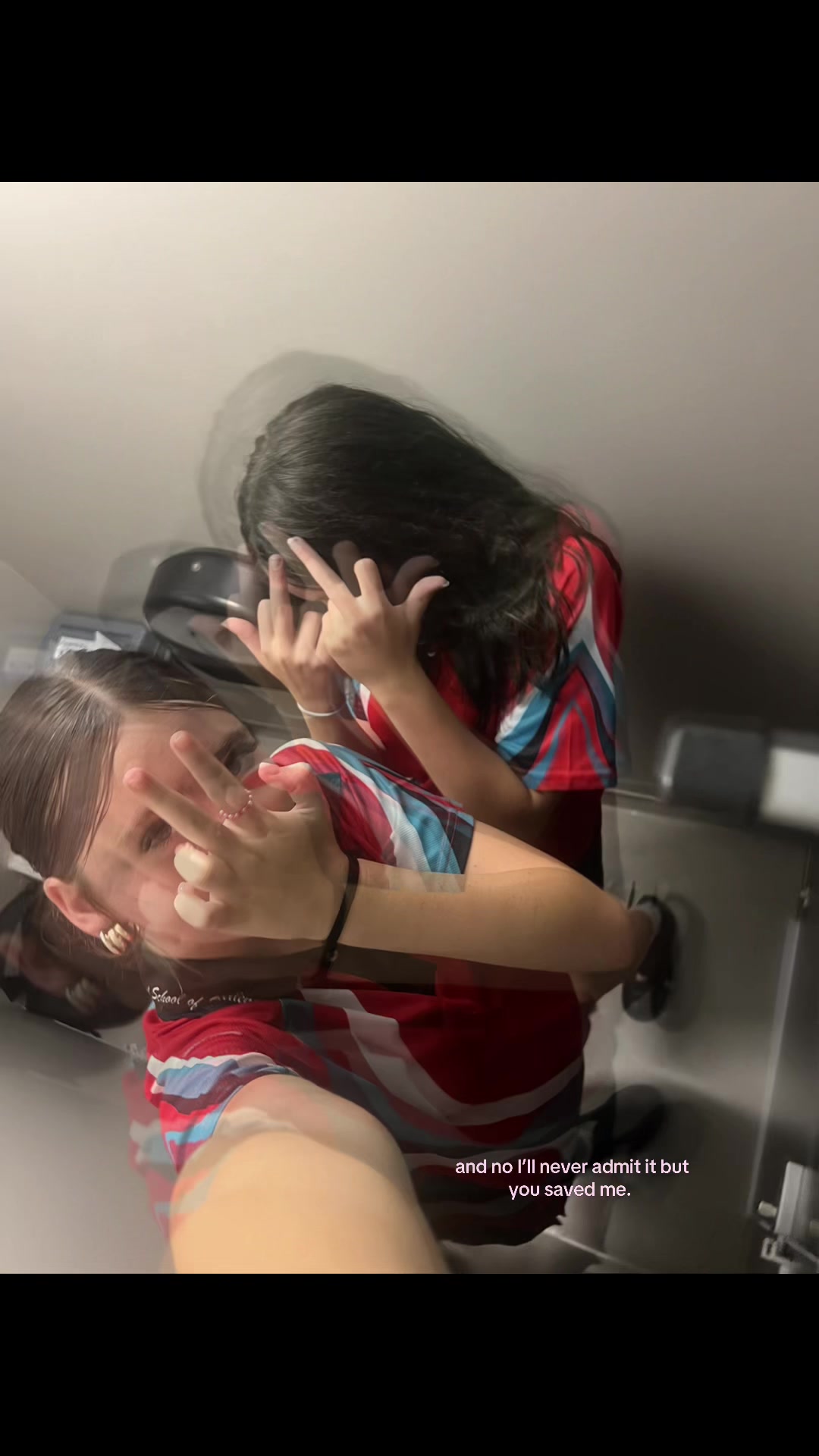 @𝔢𝔩𝔩𝔞 𝔟𝔞𝔦𝔤𝔥𝔩𝔢𝔦𝔤𝔥❦