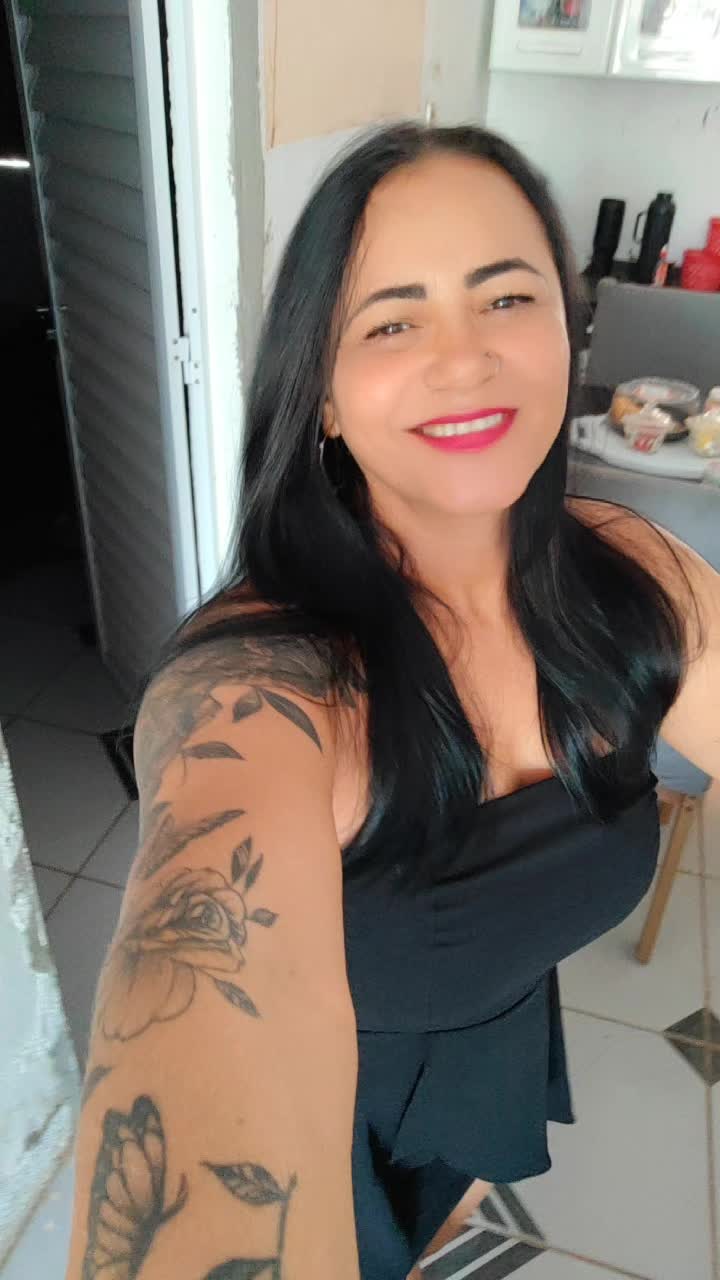 @meira mãe de taina