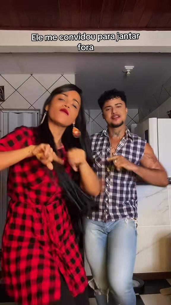 @ale_neves_oficial