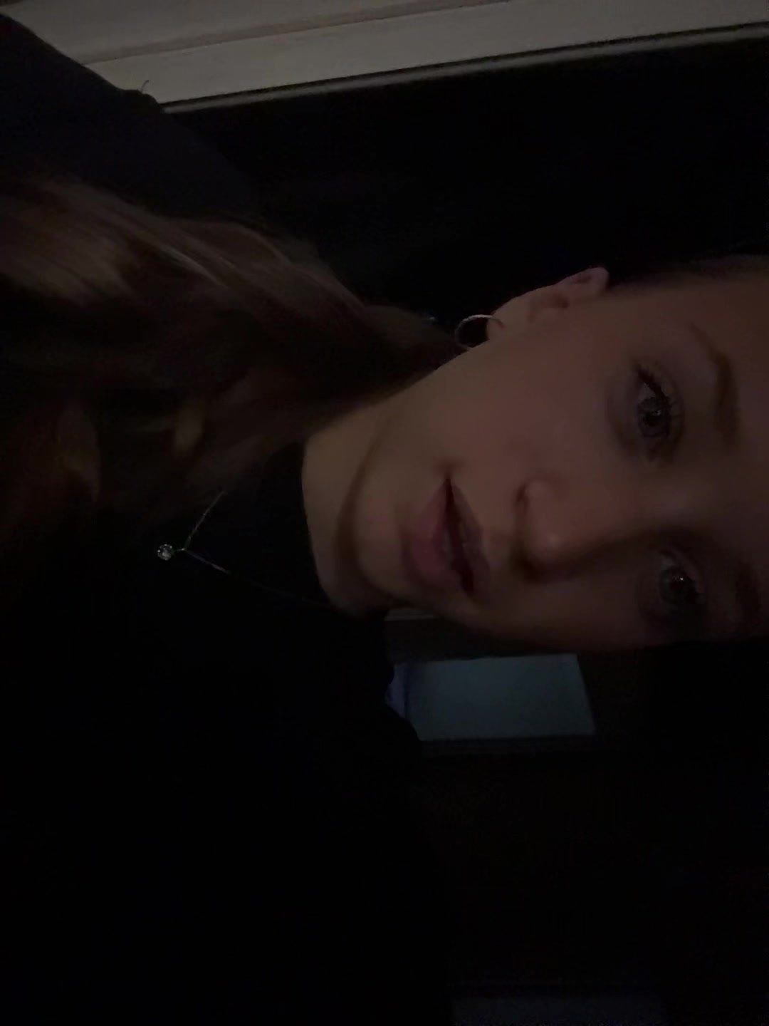 @алиннка🪽