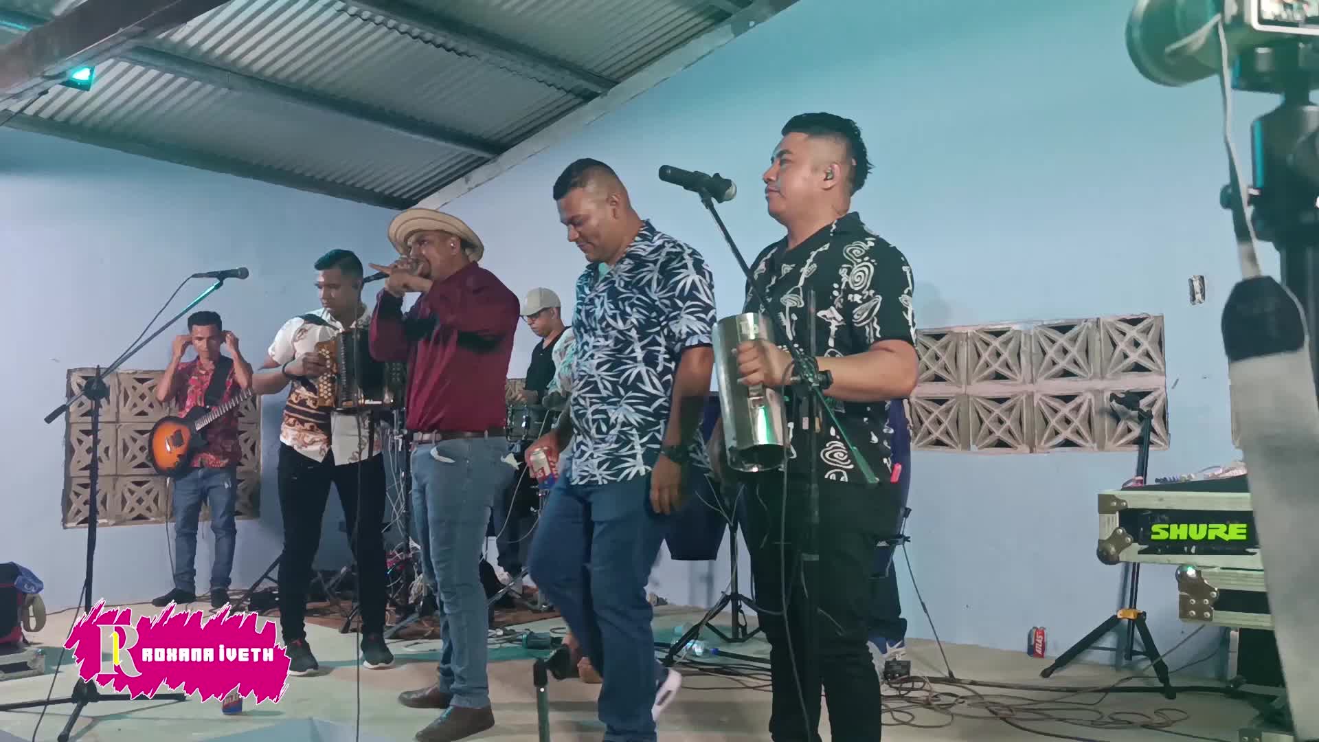 @Roxana Iveth