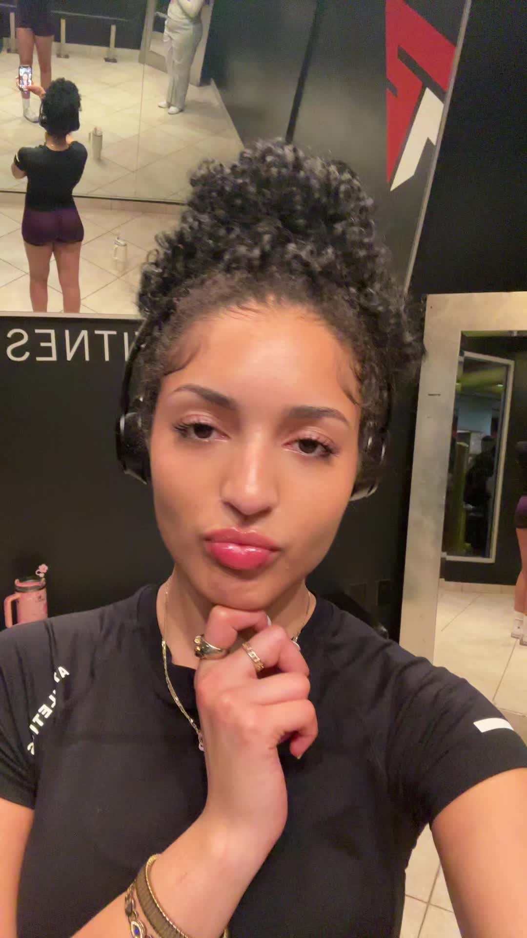 @Suzy Ulloa