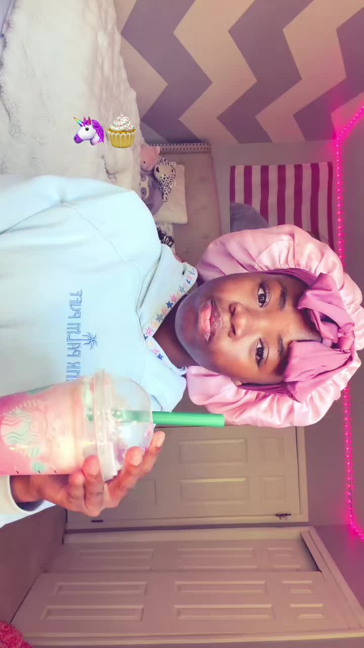 @𝐊 𝐘 𝐋 𝐈 𝐄😚🧁💝🫶🏽