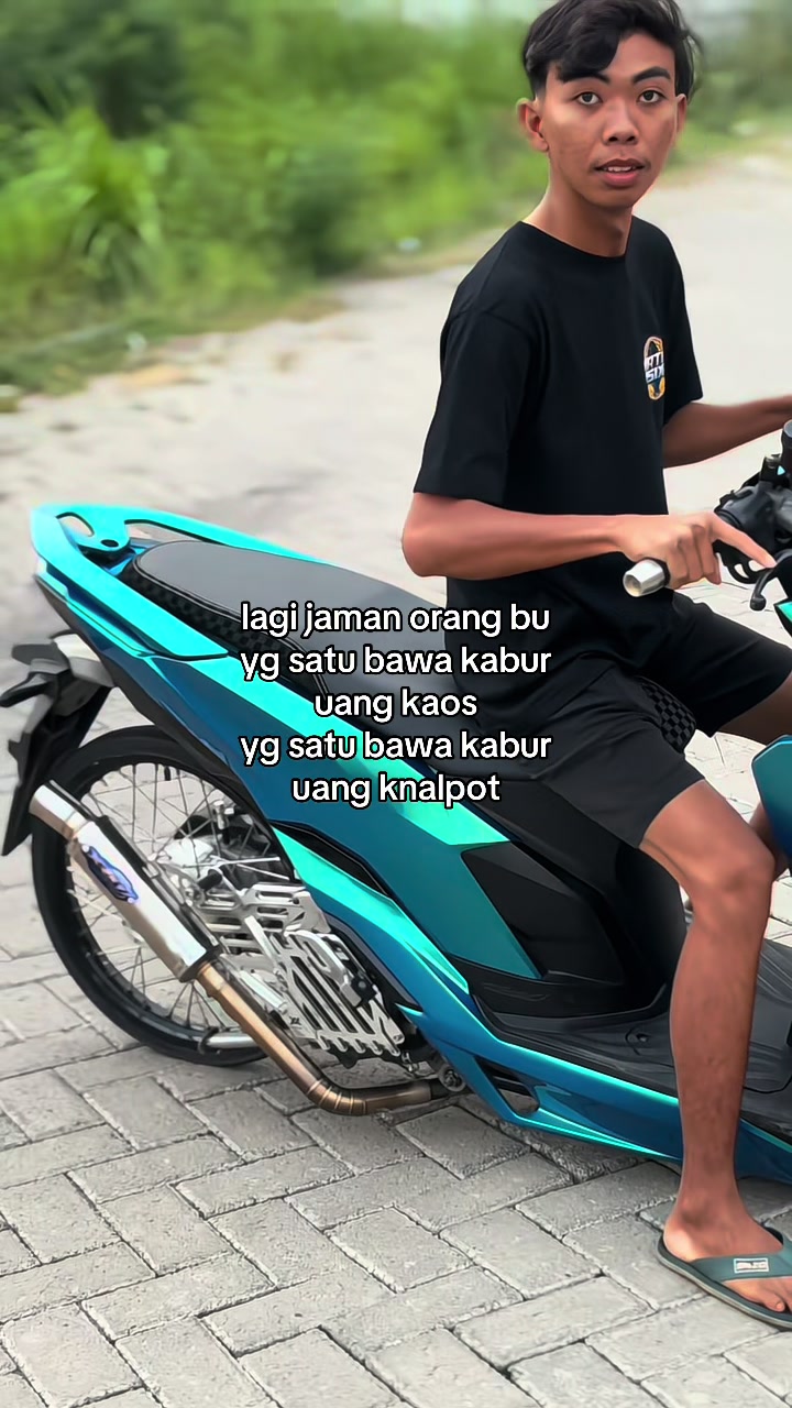 @Varcokx𝘼𝙎𝙄𝙓𝙓
