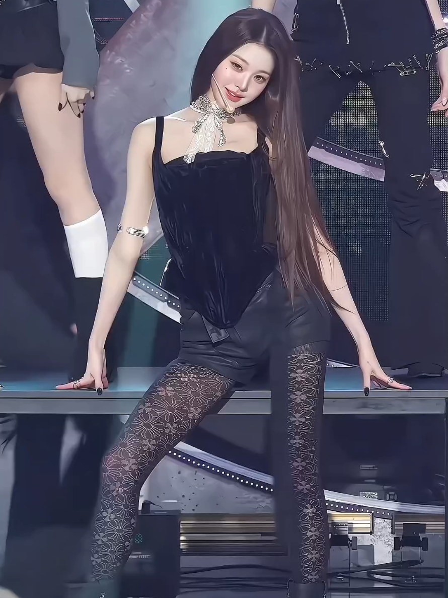 @𝐊𝐏𝟏