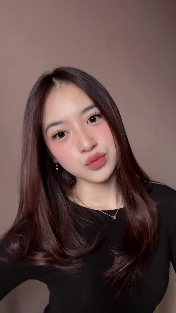 @𝒩