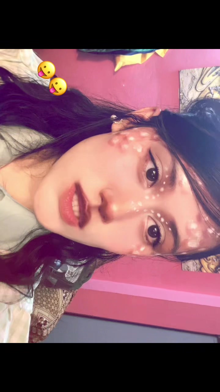 @Zaiera shahi 🌟