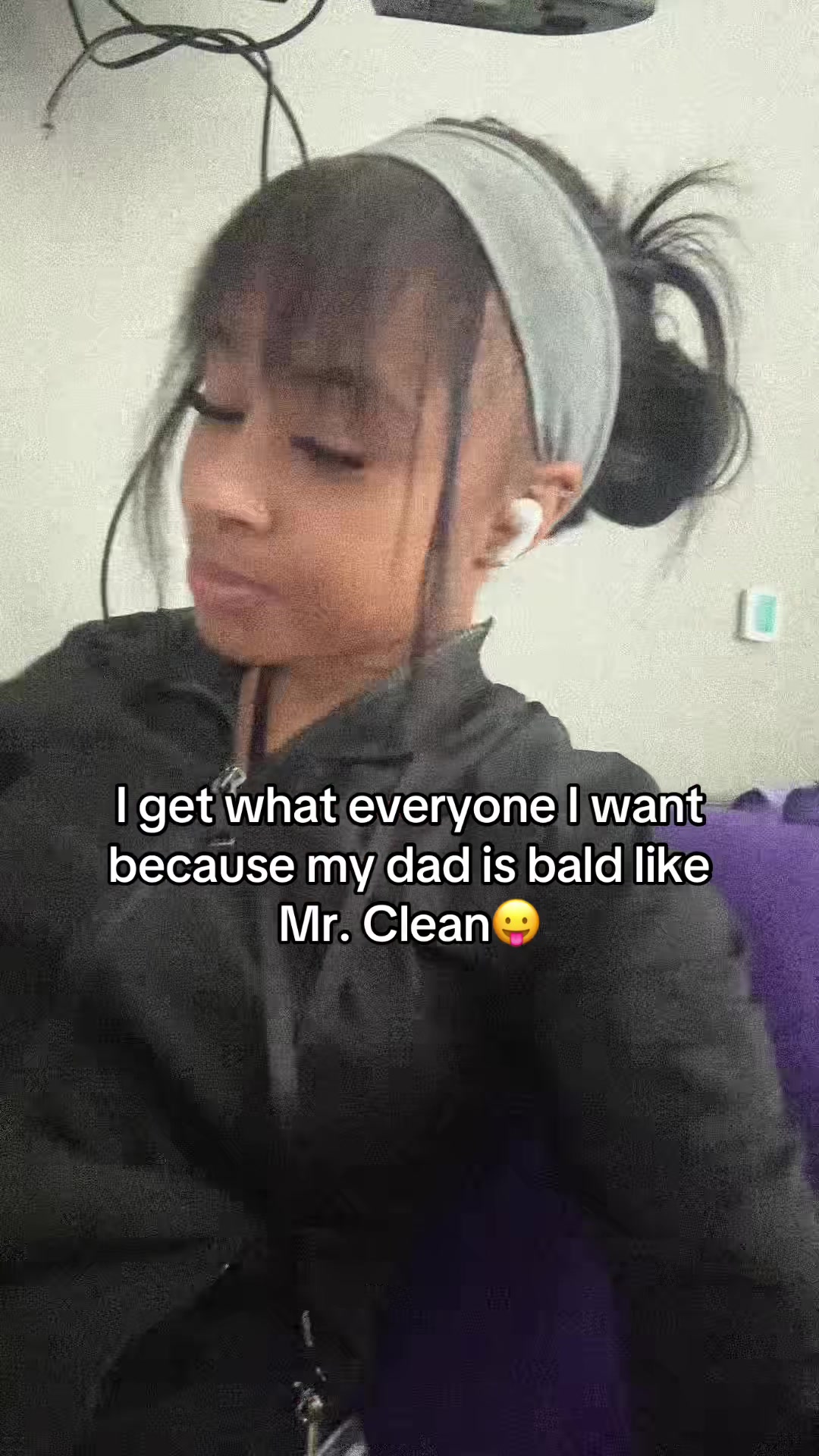 @Mia