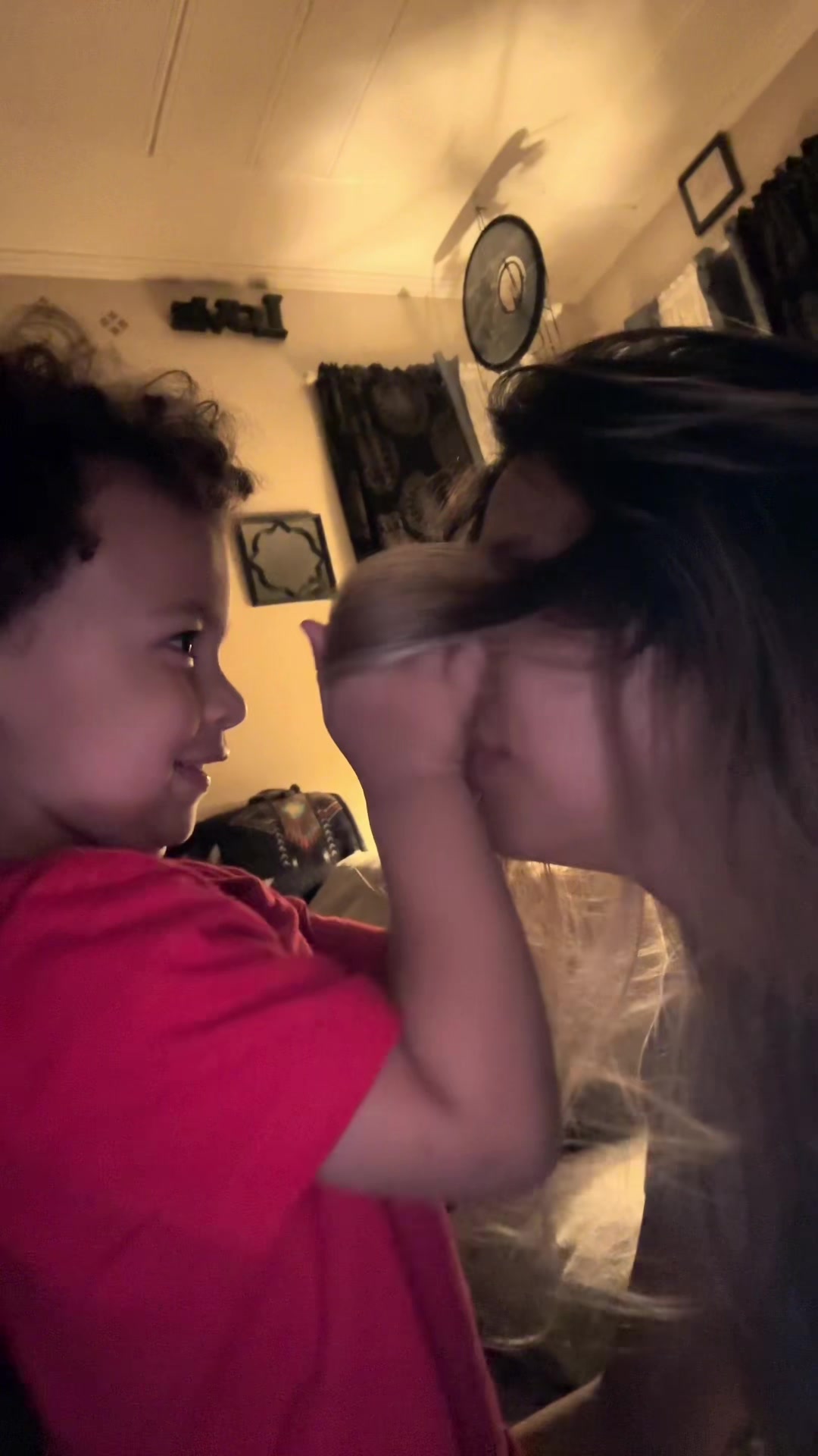 @Mama_Alexis/SAHM