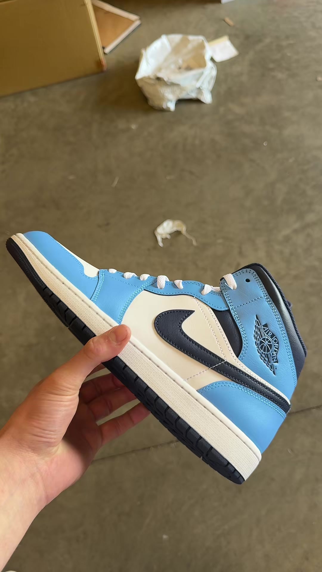 @VERIFIED SNEAKER DEALS