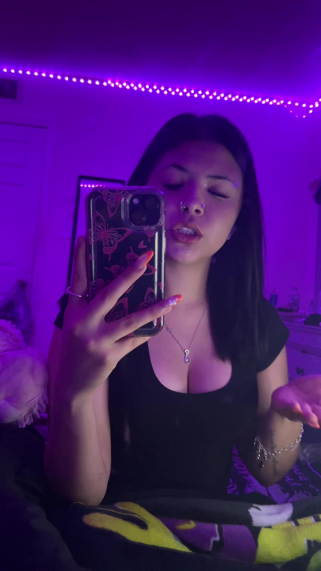 @𝓵𝓮𝓵𝓮♡