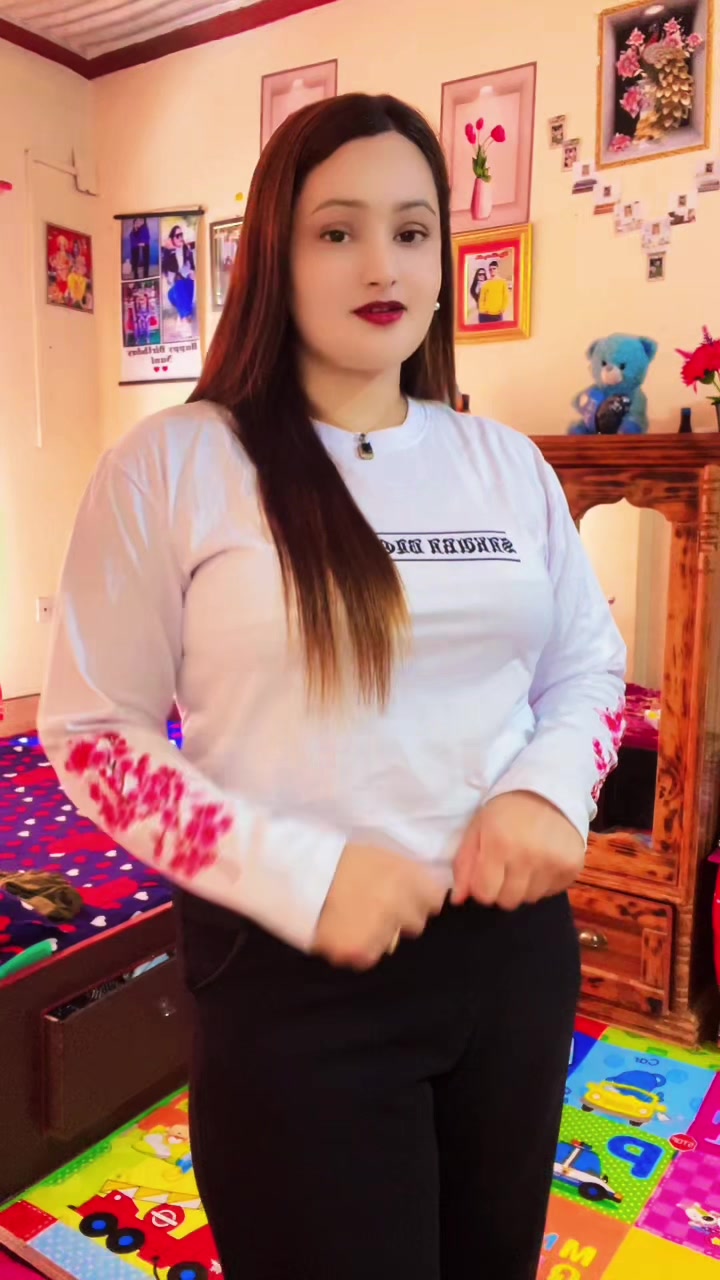 @Ľãbũ..🤍🥀