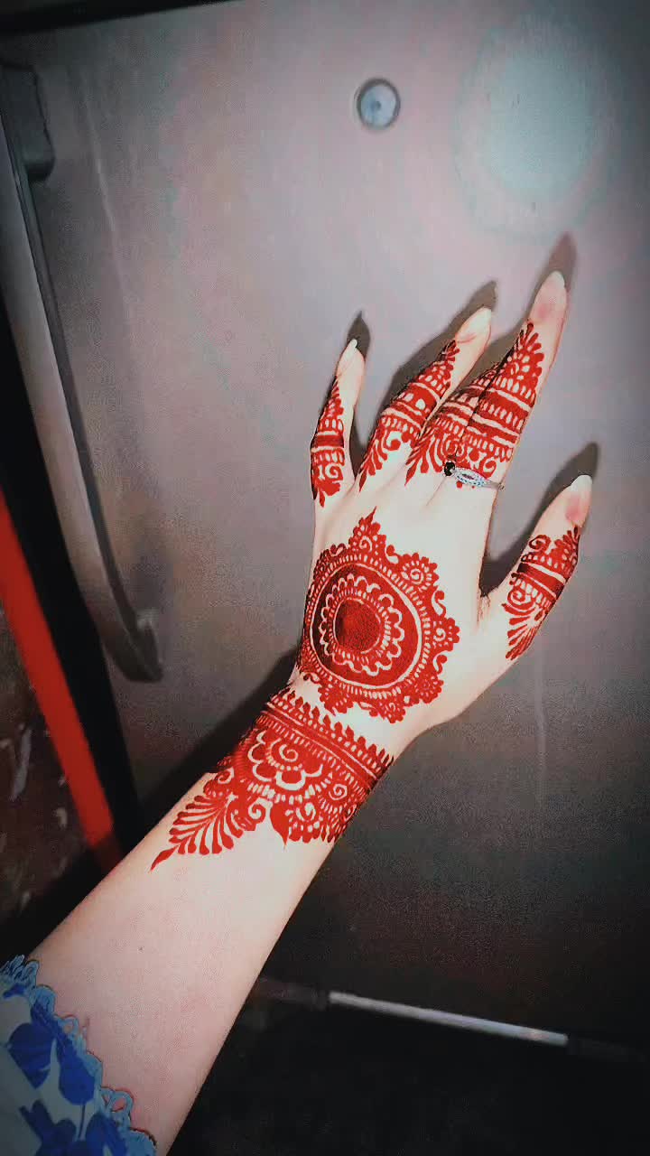@.....Miss Malik is here....❣️