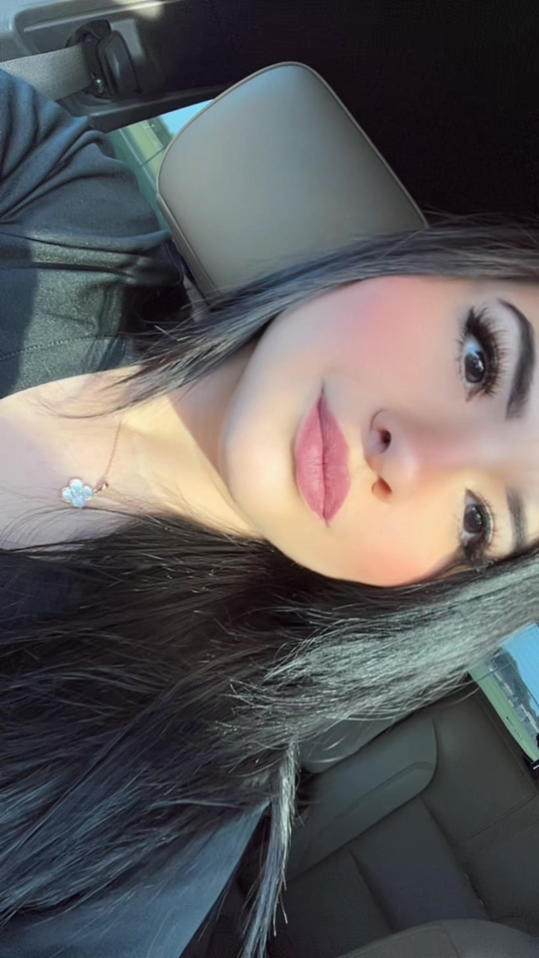 @Sayni